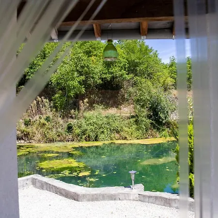 A Deux Au Blagour Bed & Breakfast